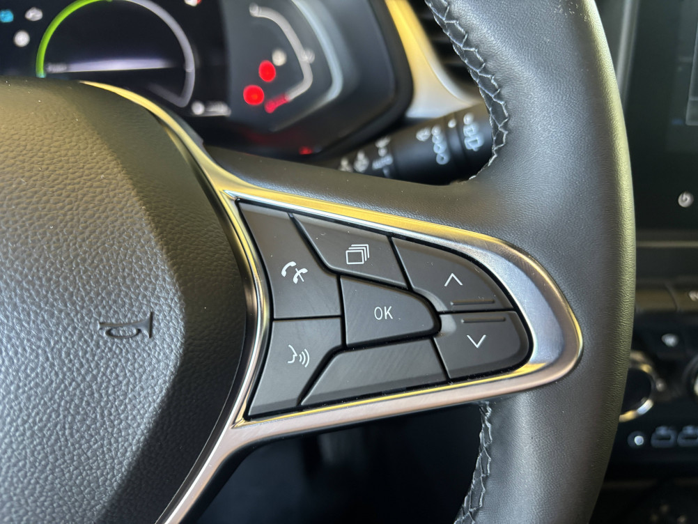 Acheter Renault Captur 2 Captur E-Tech full hybrid 145 Techno 5p occasion dans les concessions du Groupe Faurie