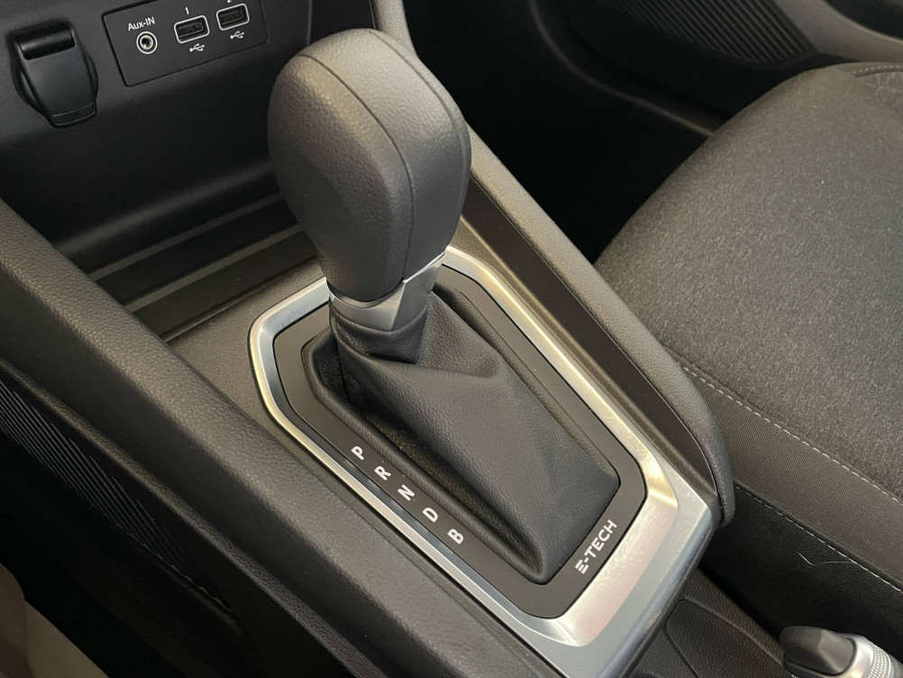 Acheter Renault Clio 5 CLIO SOCIETE E-TECH 140 - 21N BUSINESS REVERSIBLE 5p occasion dans les concessions du Groupe Faurie
