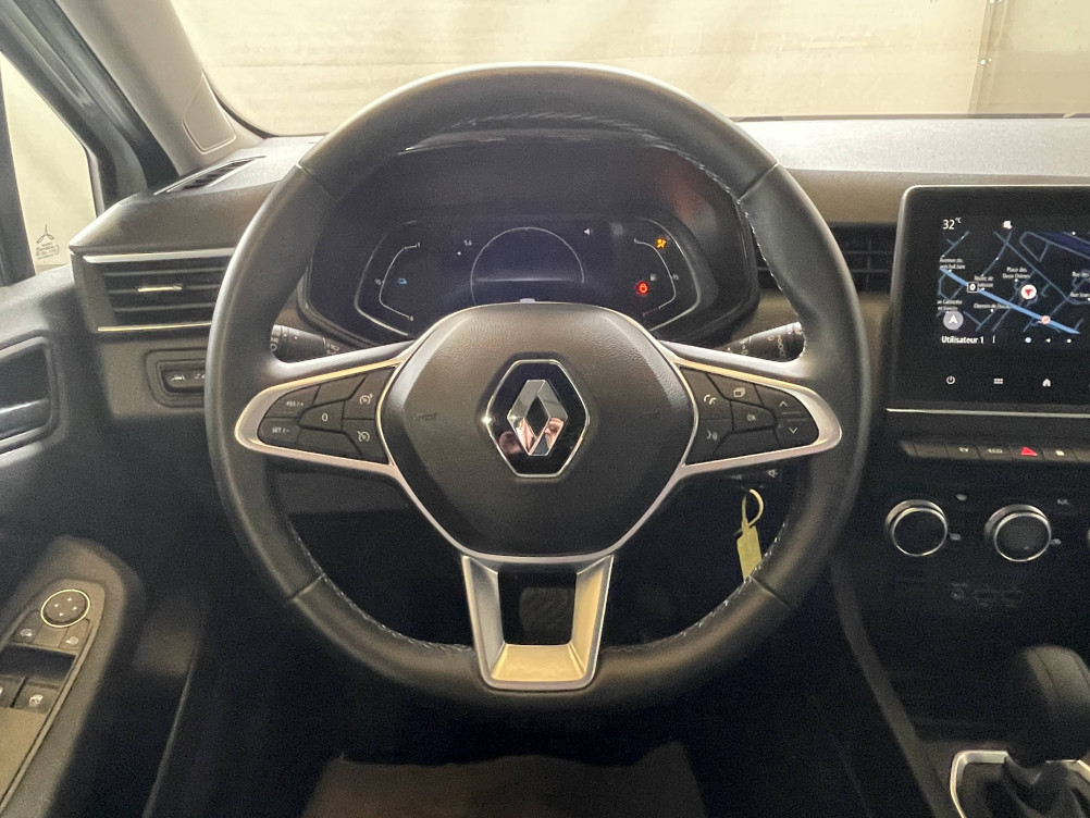 Acheter Renault Clio 5 CLIO SOCIETE E-TECH 140 - 21N BUSINESS REVERSIBLE 5p occasion dans les concessions du Groupe Faurie