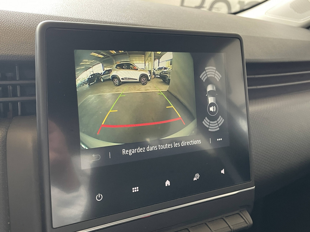 Acheter Renault Clio 5 CLIO SOCIETE E-TECH 140 - 21N BUSINESS REVERSIBLE 5p occasion dans les concessions du Groupe Faurie