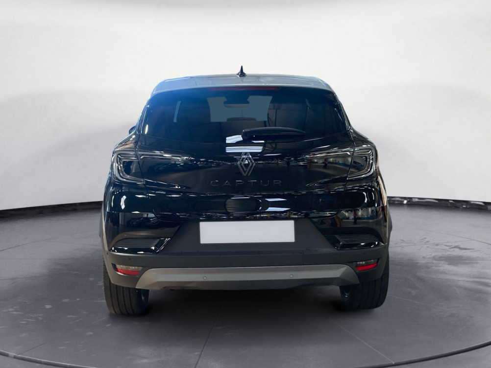 Acheter Renault Captur 2 Captur E-Tech full hybrid 145 ch esprit Alpine 5p occasion dans les concessions du Groupe Faurie
