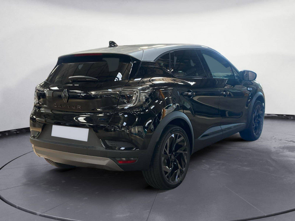 Acheter Renault Captur 2 Captur E-Tech full hybrid 145 ch esprit Alpine 5p occasion dans les concessions du Groupe Faurie