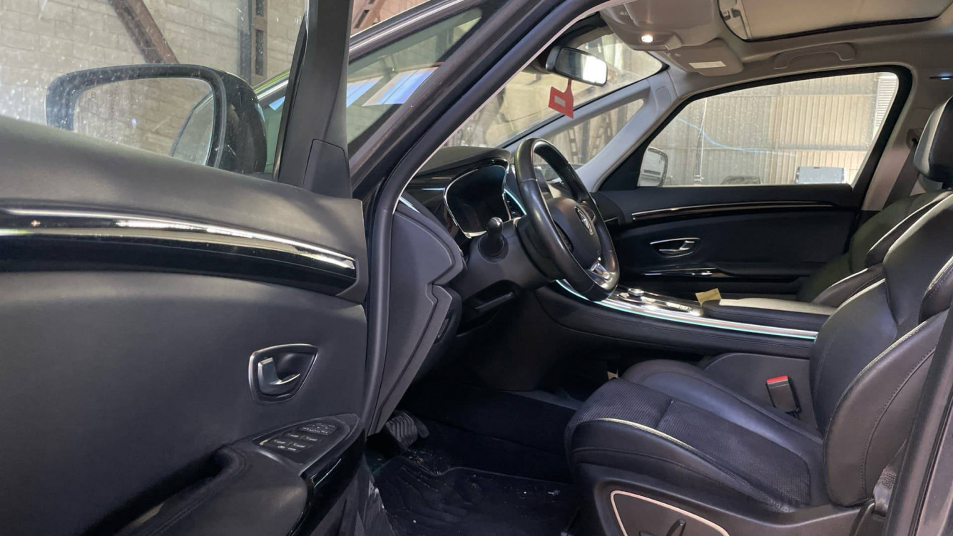 Acheter Renault Espace 5 E-Tech Espace Blue dCi 160 EDC Zen 5p occasion dans les concessions du Groupe Faurie