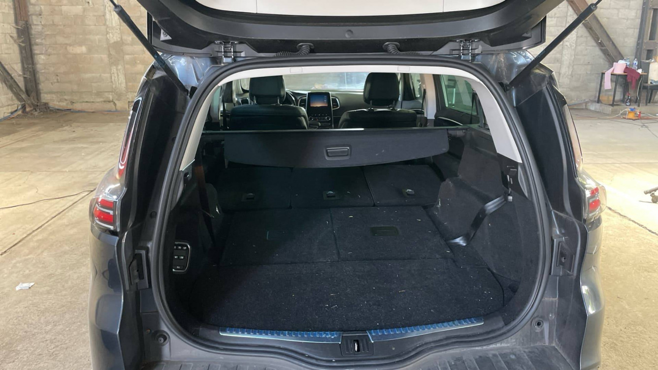 Acheter Renault Espace 5 E-Tech Espace Blue dCi 160 EDC Zen 5p occasion dans les concessions du Groupe Faurie