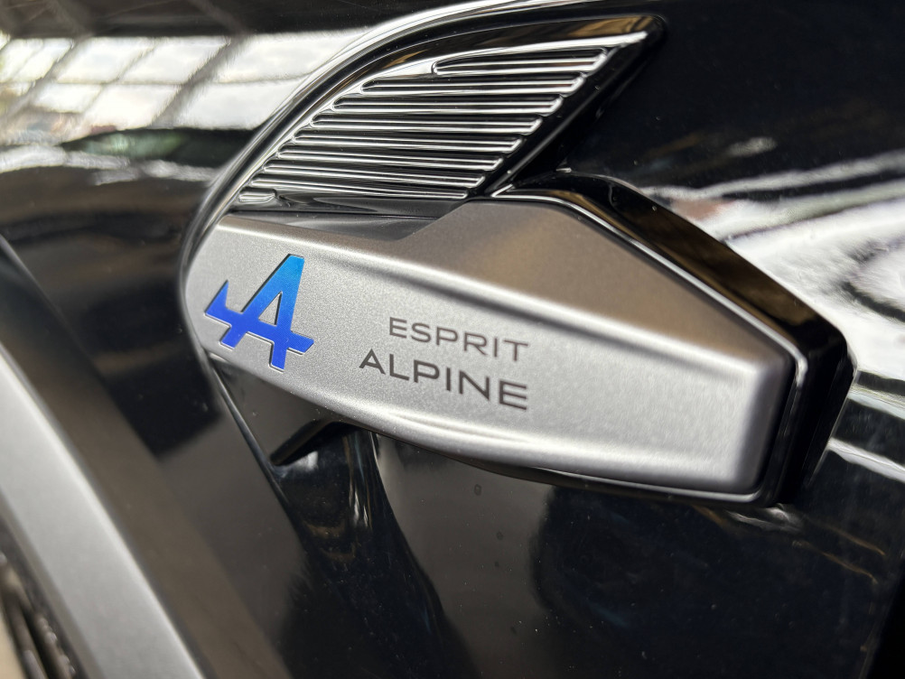 Acheter Renault Captur 2 Captur E-Tech full hybrid 145 ch esprit Alpine 5p occasion dans les concessions du Groupe Faurie