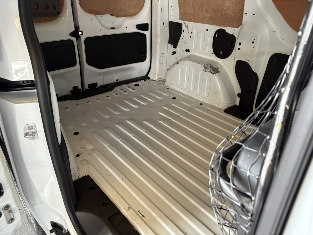 Acheter Renault Express 2 EXPRESS VAN BLUE DCI 95 CONFORT 5p occasion dans les concessions du Groupe Faurie