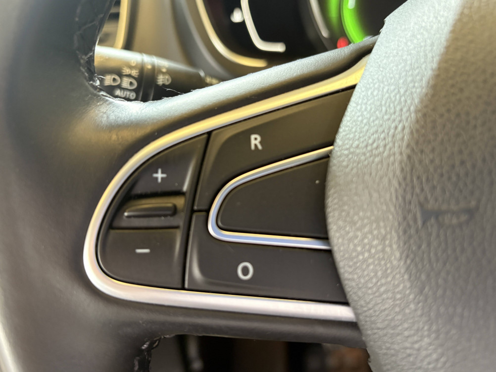 Acheter Renault Scenic 4 Scenic dCi 110 Energy Intens 5p occasion dans les concessions du Groupe Faurie