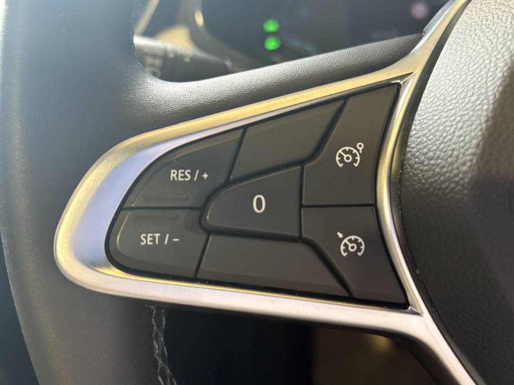 Acheter Renault Clio 5 Clio E-Tech full hybrid 145 Techno 5p occasion dans les concessions du Groupe Faurie