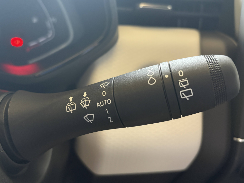 Acheter Renault Clio 5 Clio E-Tech full hybrid 145 Techno 5p occasion dans les concessions du Groupe Faurie