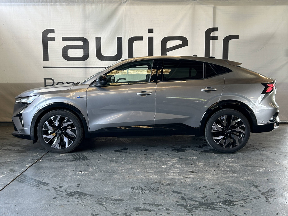 Acheter Renault Rafale Rafale E-Tech full hybrid 200 esprit Alpine 5p occasion dans les concessions du Groupe Faurie