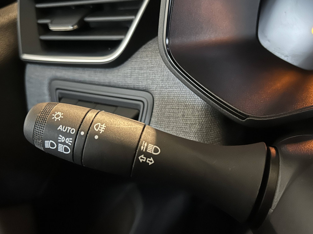 Acheter Renault Clio 5 Clio E-Tech full hybrid 145 Evolution 5p occasion dans les concessions du Groupe Faurie