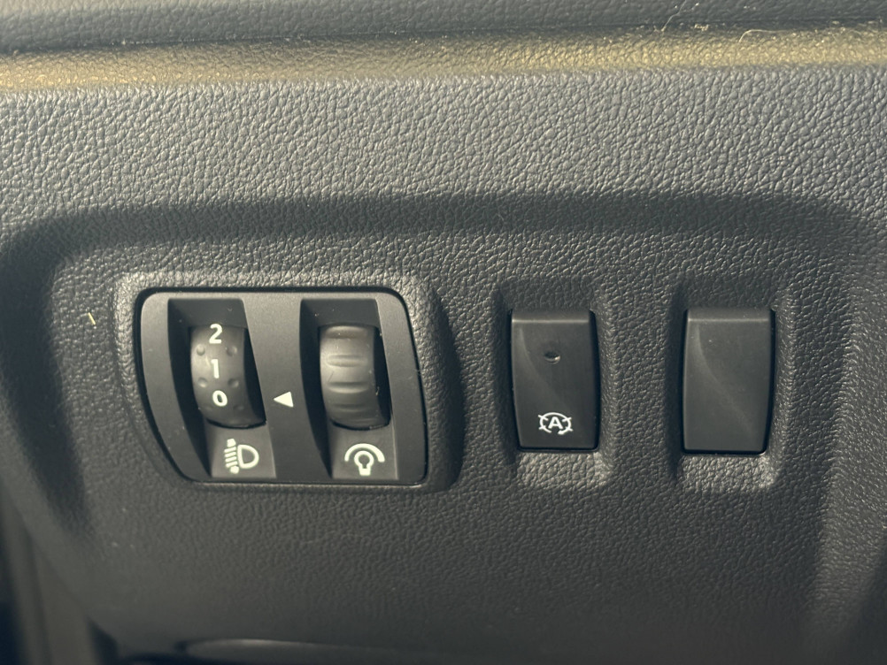Acheter Renault Captur Captur dCi 90 EDC Intens 5p occasion dans les concessions du Groupe Faurie