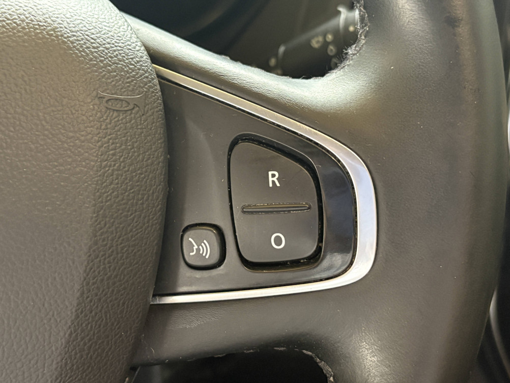 Acheter Renault Captur Captur dCi 90 EDC Intens 5p occasion dans les concessions du Groupe Faurie
