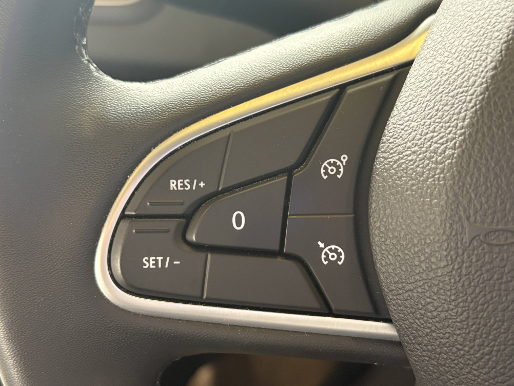 Acheter Renault Megane 4 Mégane IV Estate E-TECH Plug-In Hybride 160 - 21N Intens 5p occasion dans les concessions du Groupe Faurie