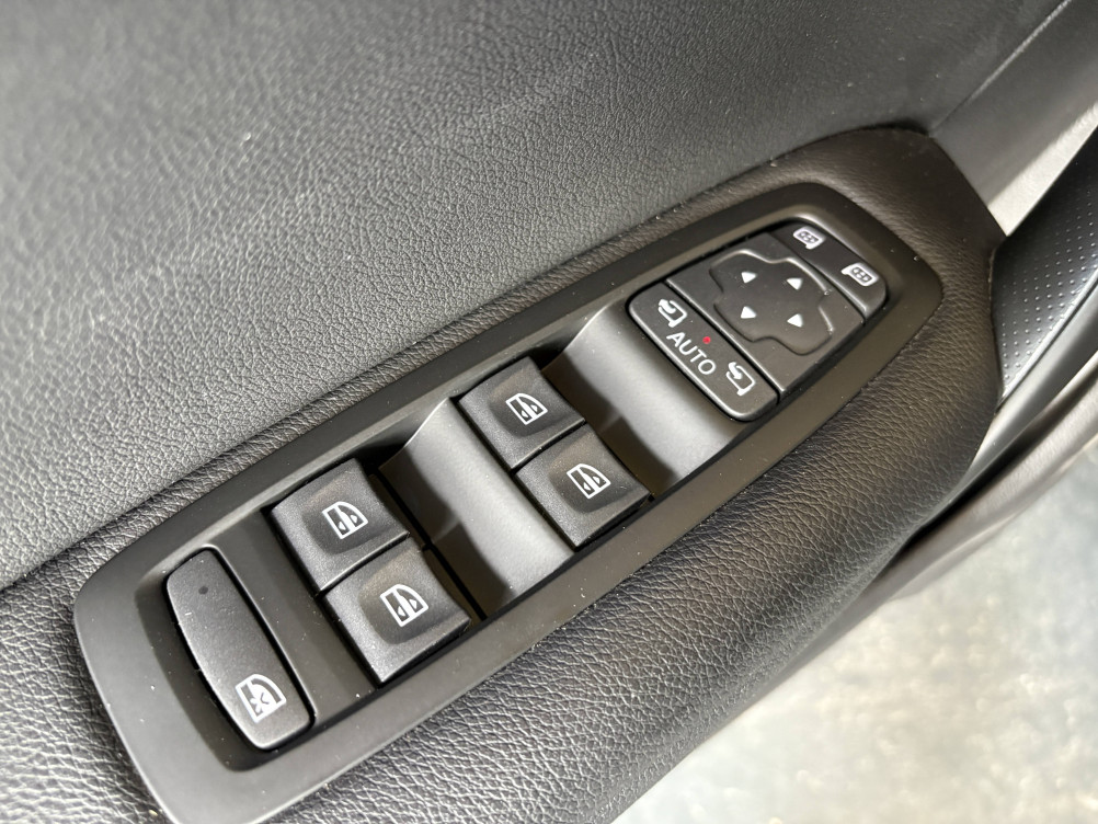 Acheter Renault Megane 4 Mégane IV Estate E-TECH Plug-In Hybride 160 - 21N Intens 5p occasion dans les concessions du Groupe Faurie