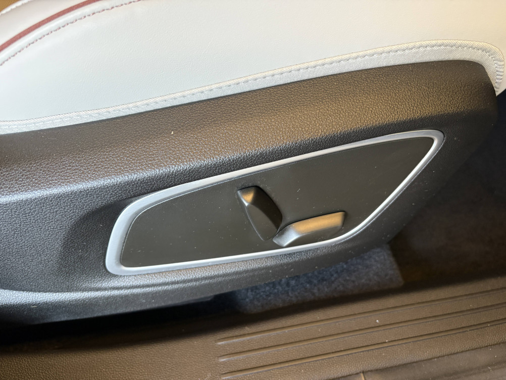Acheter Renault Espace 6 Espace E-Tech full hybrid 200 GSR2 Iconic 5p occasion dans les concessions du Groupe Faurie