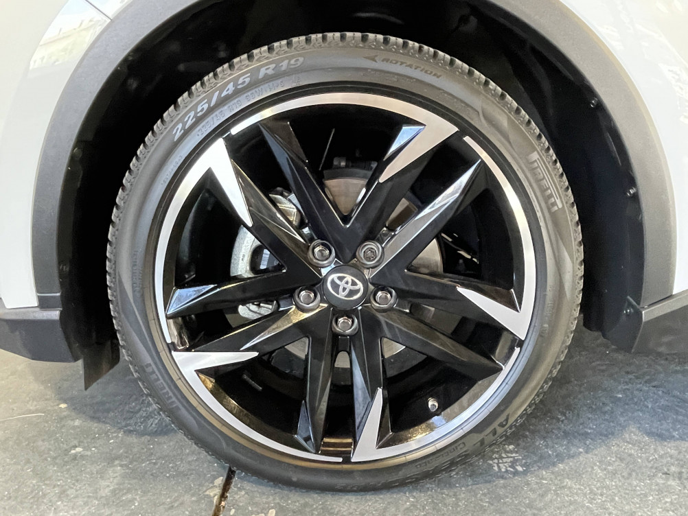 Acheter Toyota C-HR C-HR Hybride 2.0L GR-Sport 5p occasion dans les concessions du Groupe Faurie