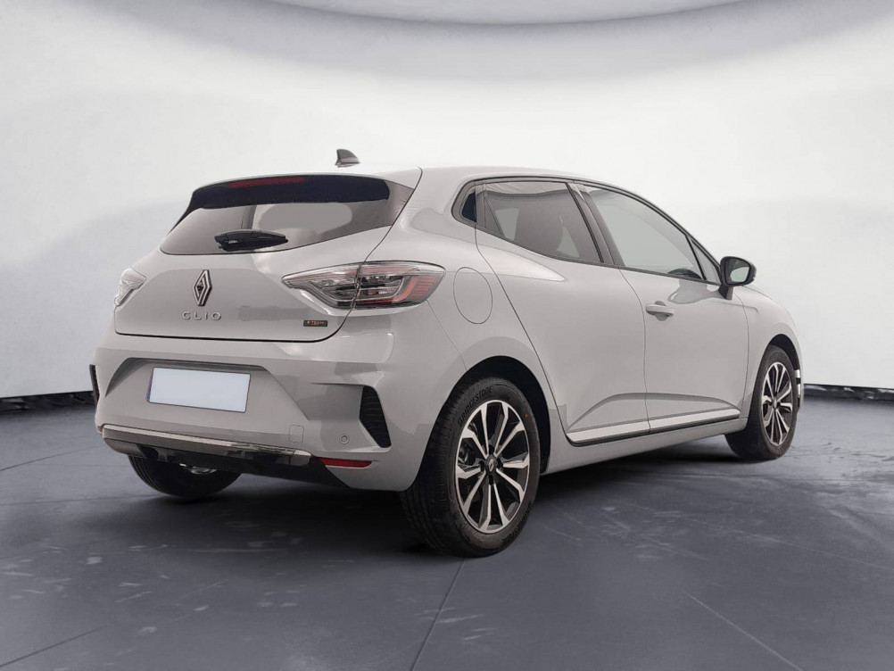 Acheter Renault Clio 5 Clio E-Tech full hybrid 145 ch GSR2 Techno 5p occasion dans les concessions du Groupe Faurie