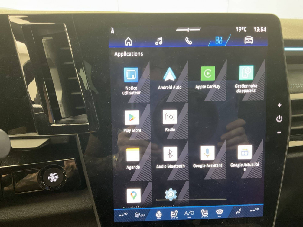 Acheter Renault Espace 6 Espace E-Tech full hybrid 200 GSR2 esprit Alpine 5p occasion dans les concessions du Groupe Faurie