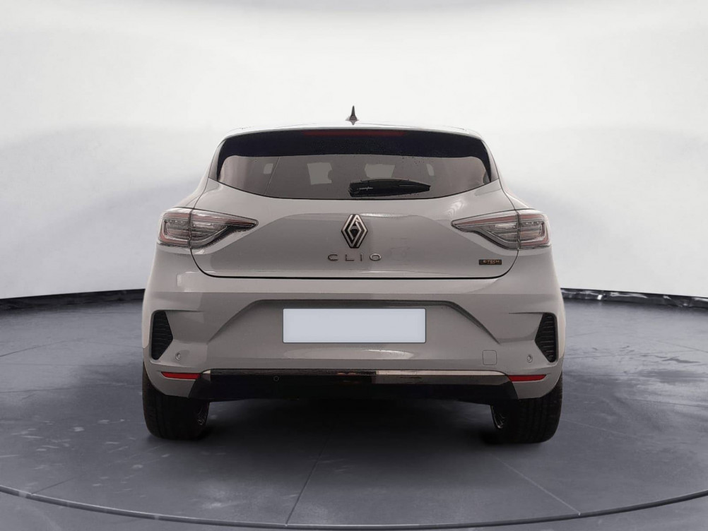 Acheter Renault Clio 5 Clio E-Tech full hybrid 145 ch GSR2 Techno 5p occasion dans les concessions du Groupe Faurie