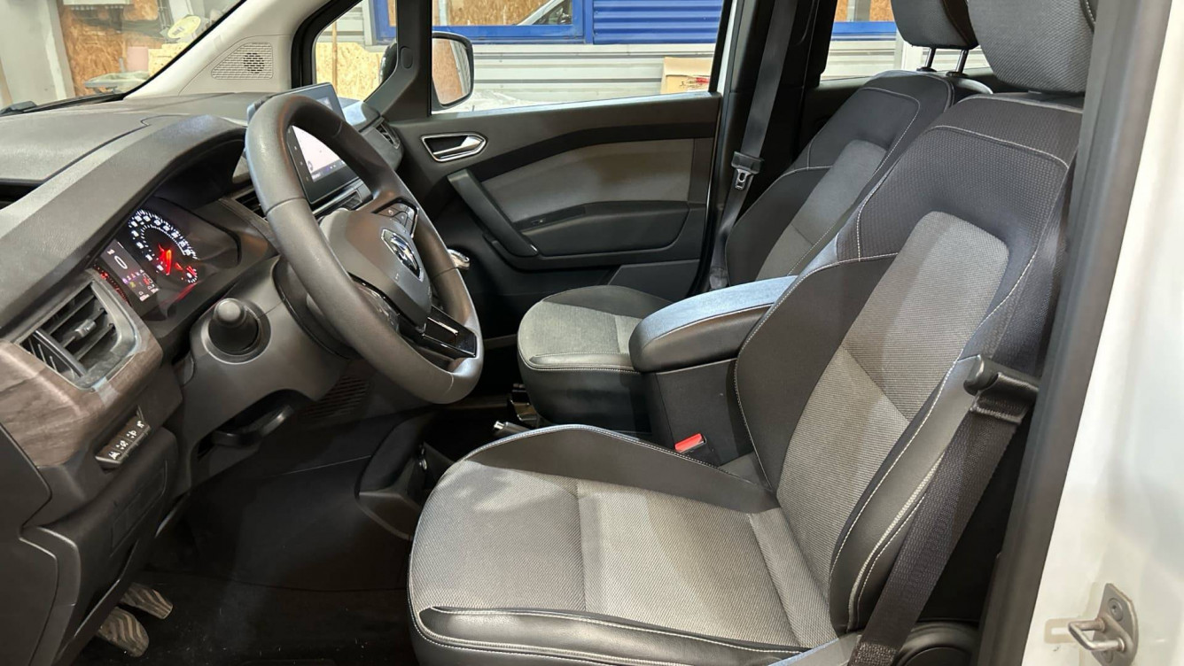 Acheter Renault Kangoo 3 Kangoo Blue dCi 95 Zen 5p occasion dans les concessions du Groupe Faurie