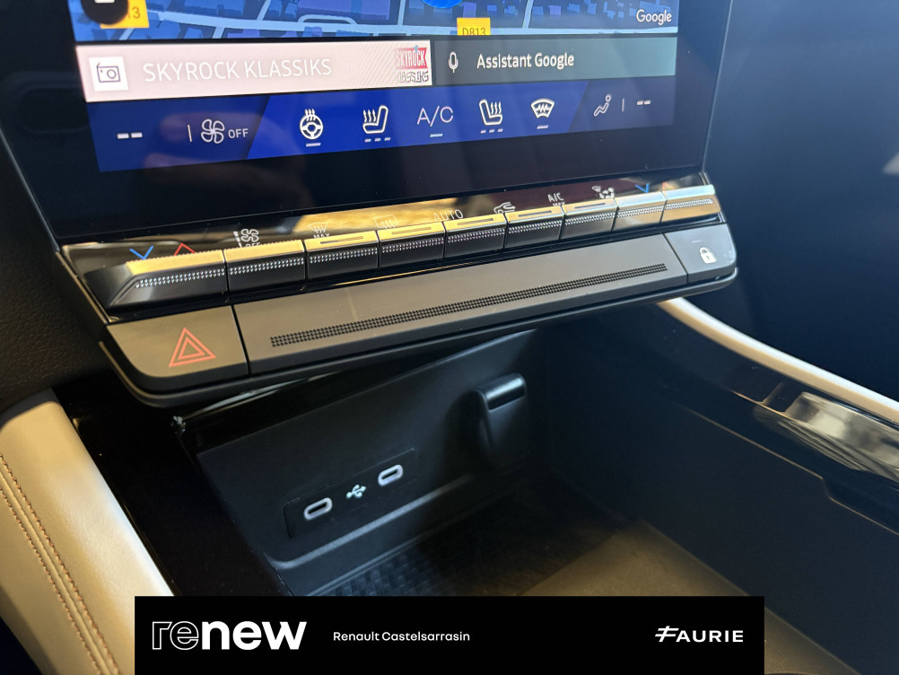 Acheter Renault Espace 6 Espace E-Tech full hybrid 200 GSR2 Iconic 5p occasion dans les concessions du Groupe Faurie