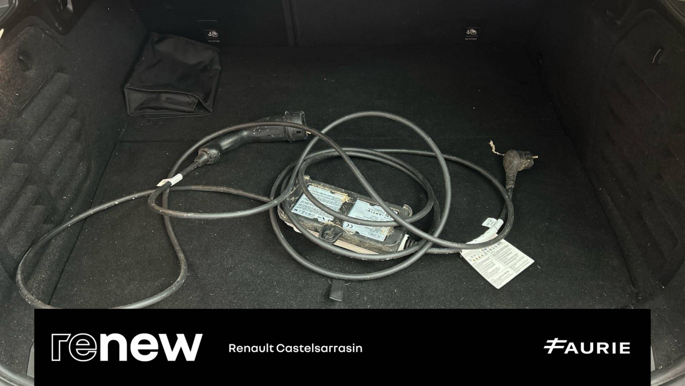 Acheter Renault Megane 4 Mégane IV Estate E-TECH Plug-In Hybride 160 - 21N Business 5p occasion dans les concessions du Groupe Faurie