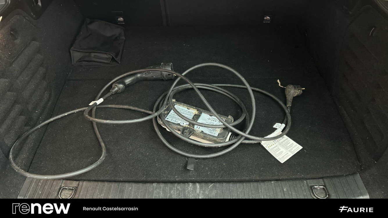 Acheter Renault Megane 4 Mégane IV Estate E-TECH Plug-In Hybride 160 - 21N Business 5p occasion dans les concessions du Groupe Faurie