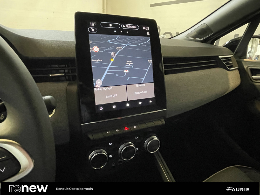Acheter Renault Clio 5 Clio E-Tech full hybrid 145 ch GSR2 Techno 5p occasion dans les concessions du Groupe Faurie