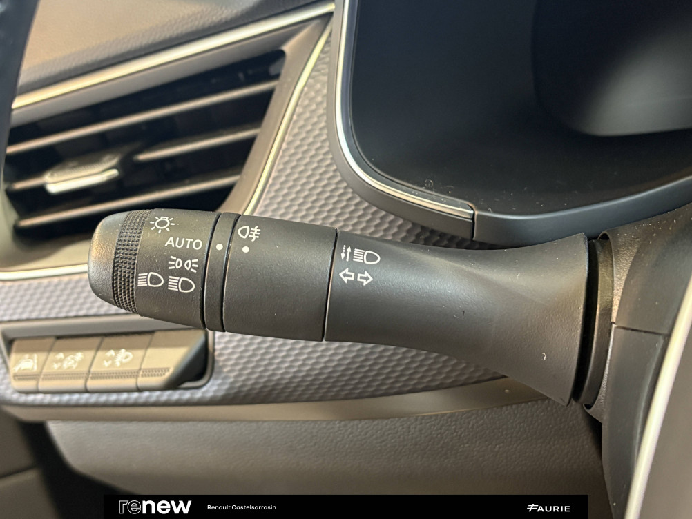 Acheter Renault Arkana Arkana TCe 140 EDC - 23 Evolution 5p occasion dans les concessions du Groupe Faurie