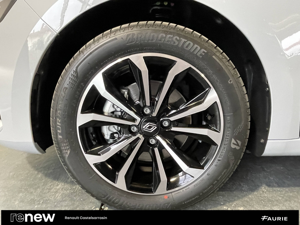 Acheter Renault Clio 5 Clio E-Tech full hybrid 145 ch GSR2 Techno 5p occasion dans les concessions du Groupe Faurie