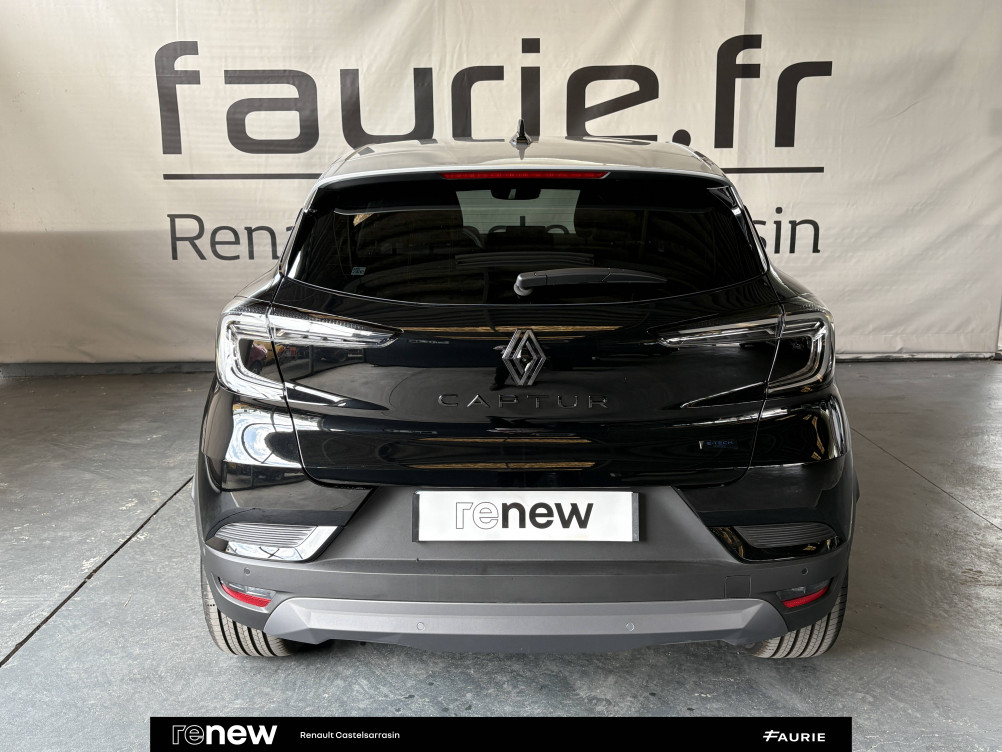 Acheter Renault Captur 2 Captur E-Tech full hybrid 145 ch esprit Alpine 5p occasion dans les concessions du Groupe Faurie