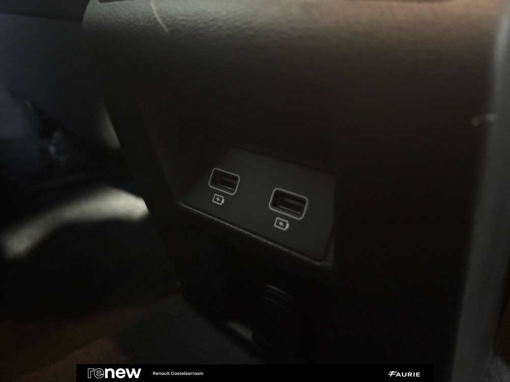 Acheter Renault Megane 4 Mégane IV Berline Blue dCi 115 - 21N Business 5p occasion dans les concessions du Groupe Faurie