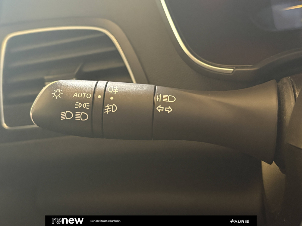 Acheter Renault Megane 4 Mégane IV Berline Blue dCi 115 EDC - 20 Intens 5p occasion dans les concessions du Groupe Faurie