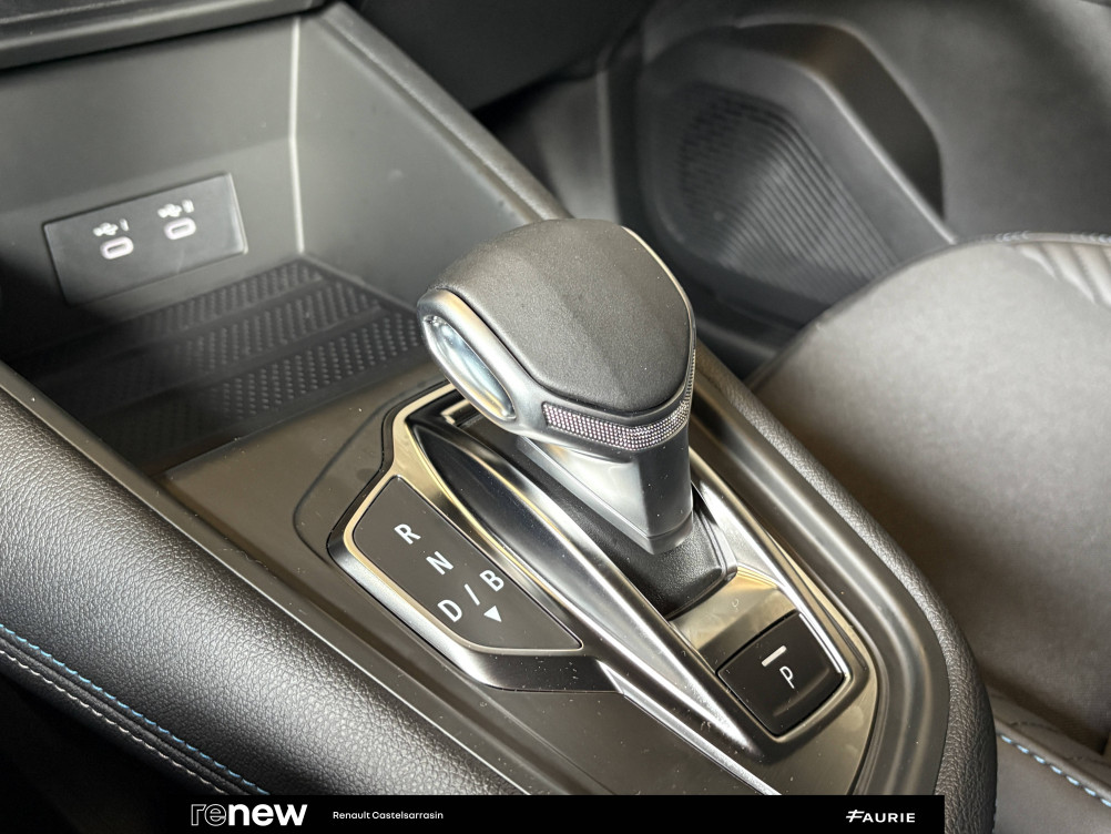 Acheter Renault Captur 2 Captur E-Tech full hybrid 145 ch esprit Alpine 5p occasion dans les concessions du Groupe Faurie