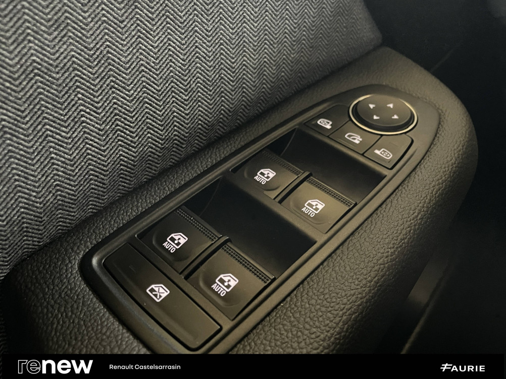 Acheter Renault Clio 5 Clio E-Tech full hybrid 145 ch GSR2 Techno 5p occasion dans les concessions du Groupe Faurie