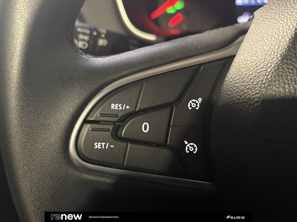 Acheter Renault Megane 4 Mégane IV Berline Blue dCi 115 - 21N Business 5p occasion dans les concessions du Groupe Faurie