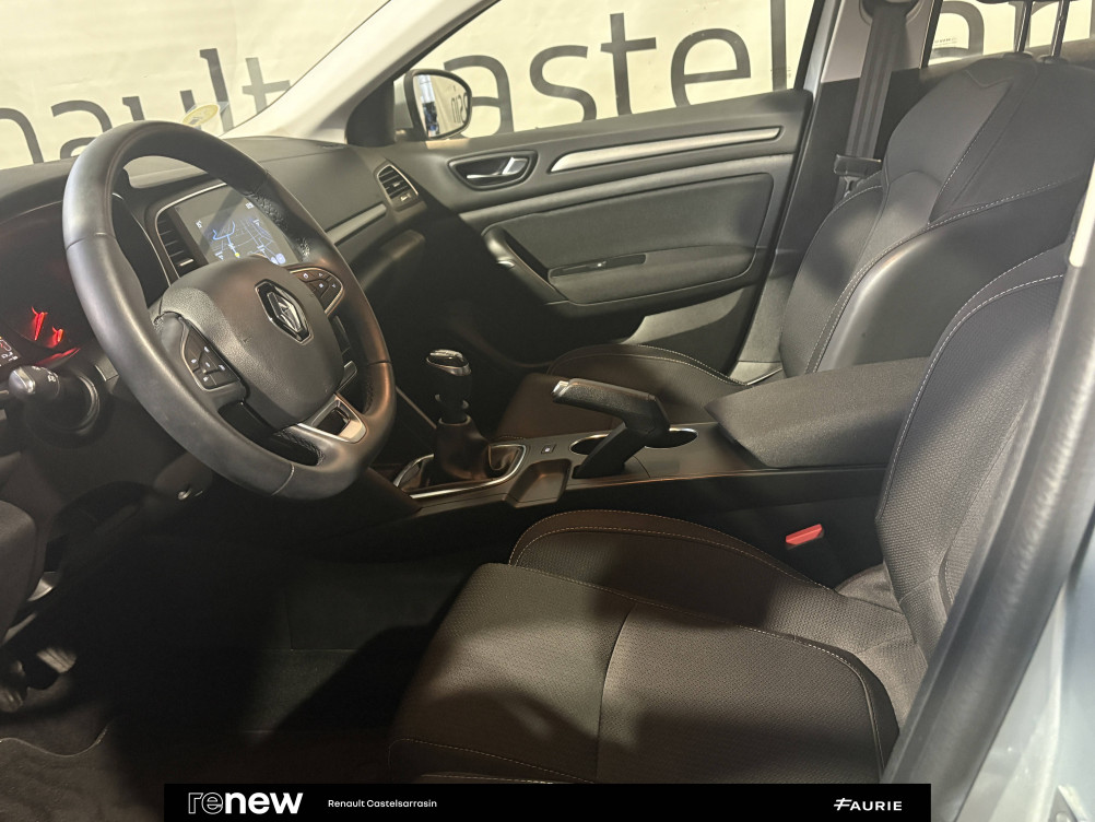 Acheter Renault Megane 4 Mégane IV Berline Blue dCi 115 - 21N Business 5p occasion dans les concessions du Groupe Faurie