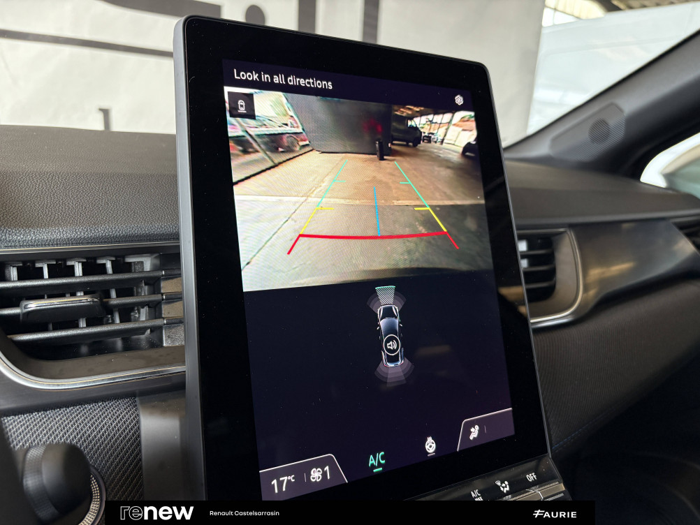 Acheter Renault Captur 2 Captur E-Tech full hybrid 145 ch esprit Alpine 5p occasion dans les concessions du Groupe Faurie