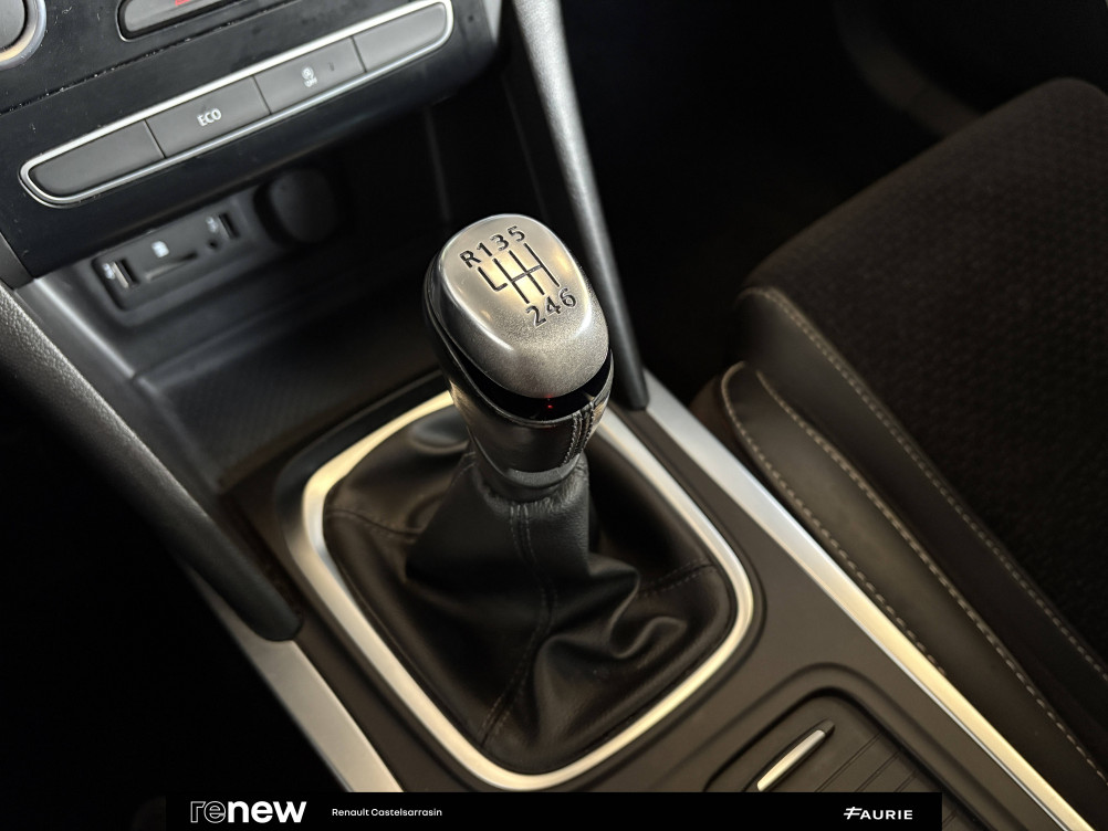 Acheter Renault Megane 4 Mégane IV Berline TCe 130 Energy Intens 5p occasion dans les concessions du Groupe Faurie
