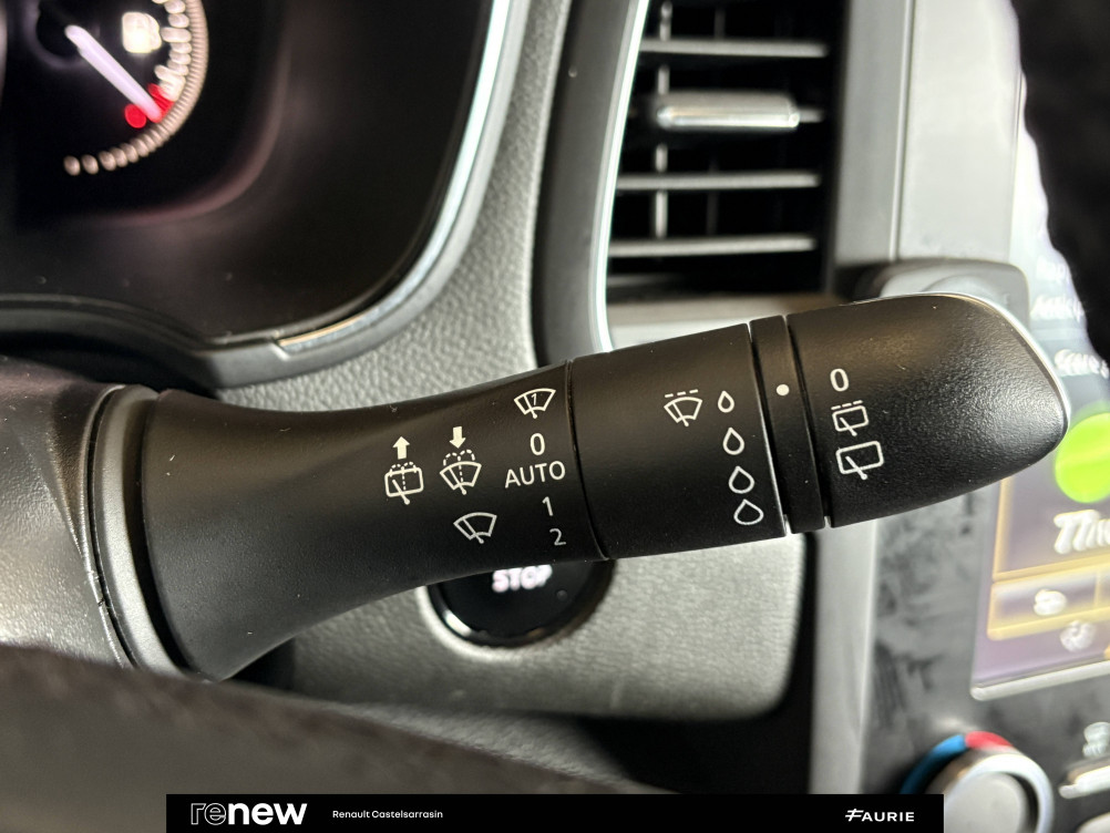 Acheter Renault Megane 4 Mégane IV Berline TCe 130 Energy Intens 5p occasion dans les concessions du Groupe Faurie