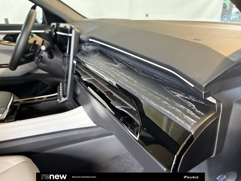 Acheter Renault Espace 6 Espace E-Tech full hybrid 200 GSR2 Iconic 5p occasion dans les concessions du Groupe Faurie