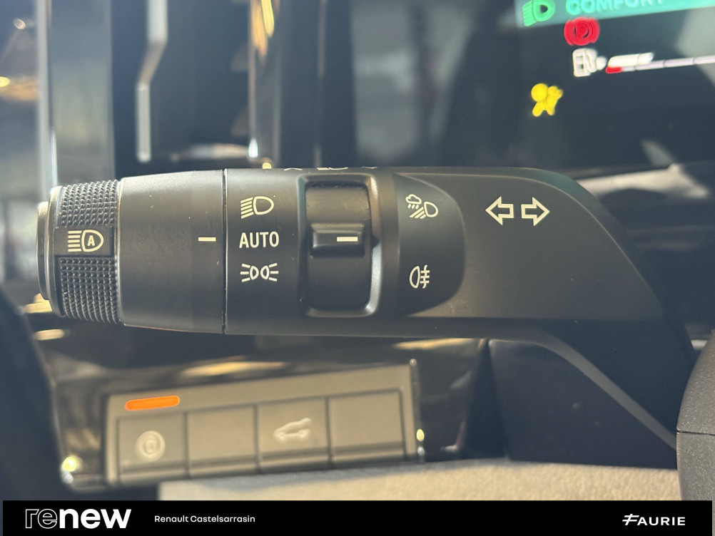 Acheter Renault Espace 6 Espace E-Tech full hybrid 200 GSR2 Iconic 5p occasion dans les concessions du Groupe Faurie