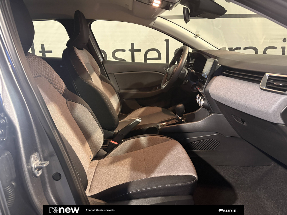 Acheter Renault Clio 5 Clio E-Tech full hybrid 145 ch GSR2 Evolution 5p occasion dans les concessions du Groupe Faurie