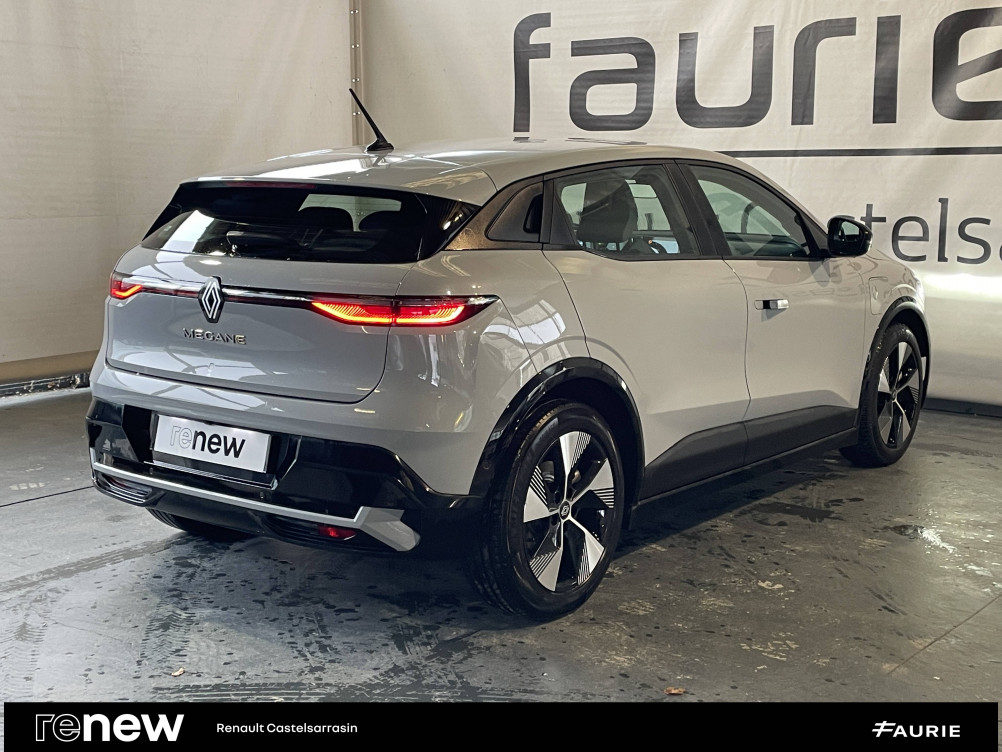 Acheter Renault Megane E-Tech Megane E-Tech EV40 130ch boost charge Equilibre 5p occasion dans les concessions du Groupe Faurie