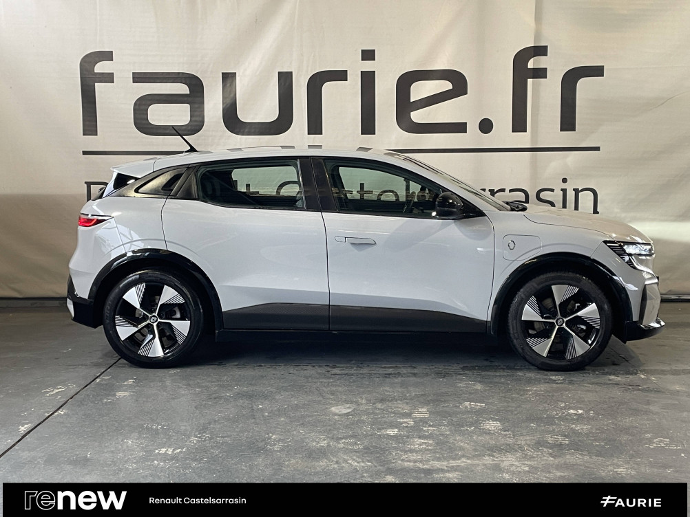 Acheter Renault Megane E-Tech Megane E-Tech EV40 130ch boost charge Equilibre 5p occasion dans les concessions du Groupe Faurie