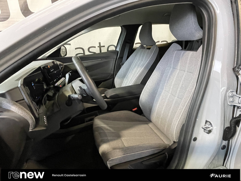 Acheter Renault Megane E-Tech Megane E-Tech EV40 130ch boost charge Equilibre 5p occasion dans les concessions du Groupe Faurie