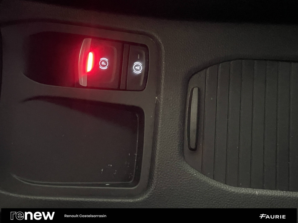 Acheter Renault Clio 5 Clio E-Tech full hybrid 145 Techno 5p occasion dans les concessions du Groupe Faurie