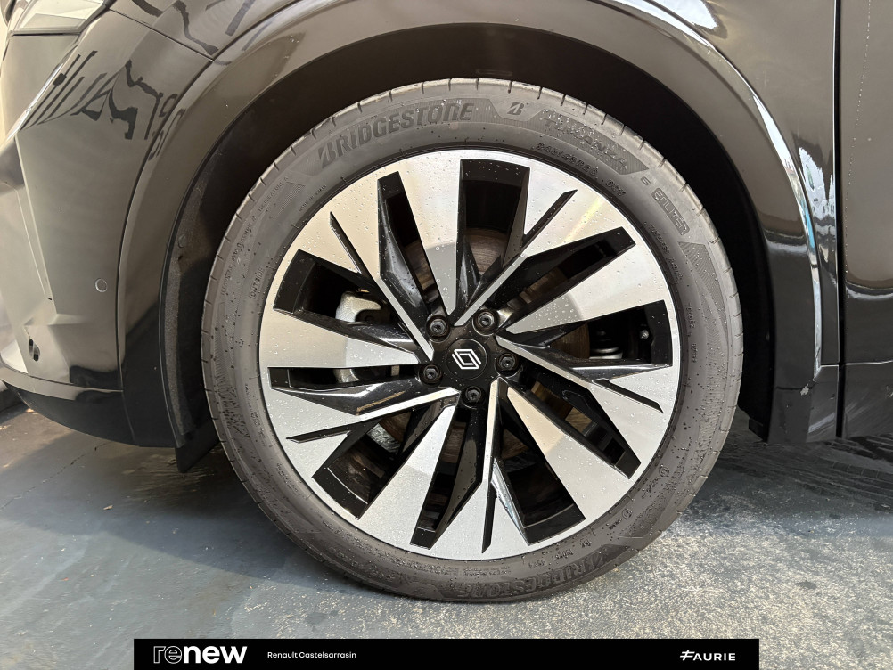 Acheter Renault Rafale Rafale E-Tech full hybrid 200 Techno 5p occasion dans les concessions du Groupe Faurie