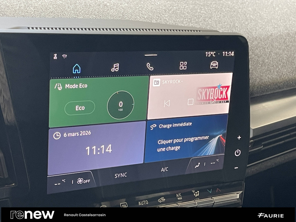 Acheter Renault Megane E-Tech Megane E-Tech EV40 130ch standard charge Equilibre 5p occasion dans les concessions du Groupe Faurie